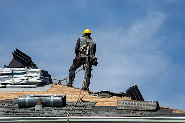 Professional Emergency Roof Repair technician working in Nesconset, NY